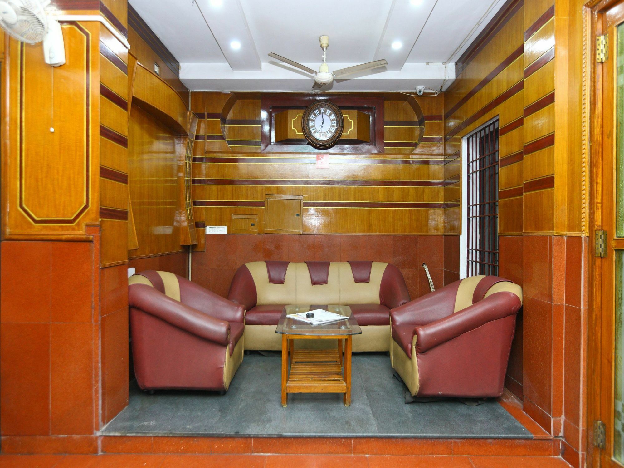 Oyo 9343 Jp Residency Hotell Pondicherry Eksteriør bilde